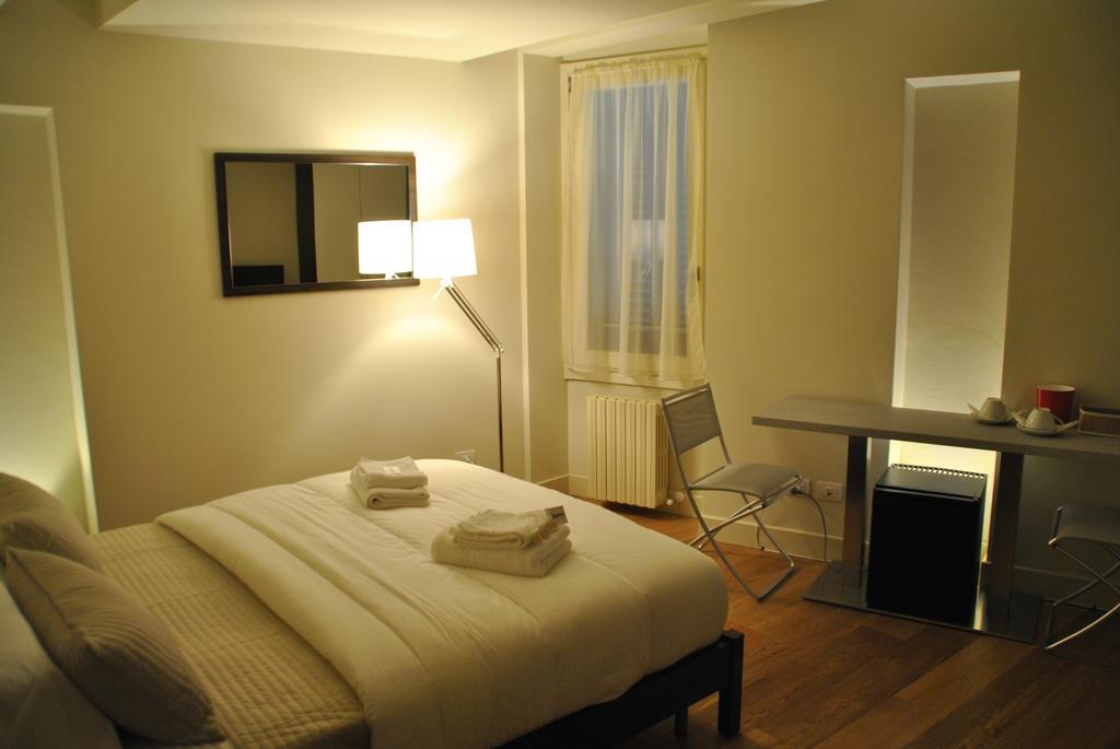 Dietro L'Angolo Hotel Brescia Cameră foto